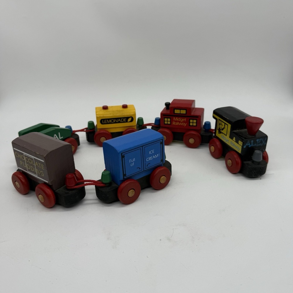 The Montgomery Schoolhouse‎ Vermont Midget Railway Wood Train Cars 6 Piece Set